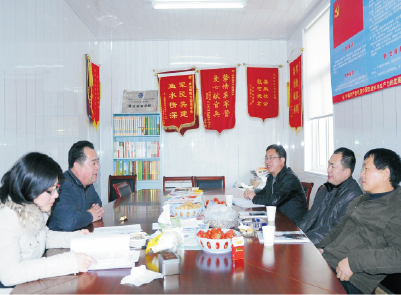 區(qū)教育局黨委委員、副局長(zhǎng)甘力平一行視察我校