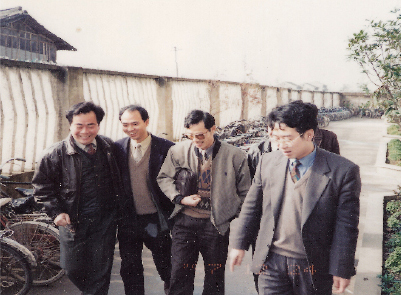 市委統(tǒng)戰(zhàn)部副部長、市工商聯(lián)黨組書記盧建宇一行蒞臨我校
